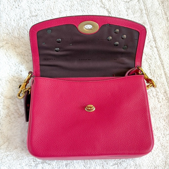 Rare Coach Cassie 19 Crossbody Bag with Custom Charms💕 - Picture 8 of 12